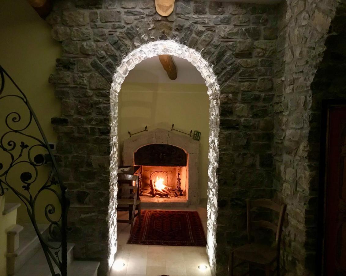 Borgo Manca Suite Сасо ди Касталда Екстериор снимка
